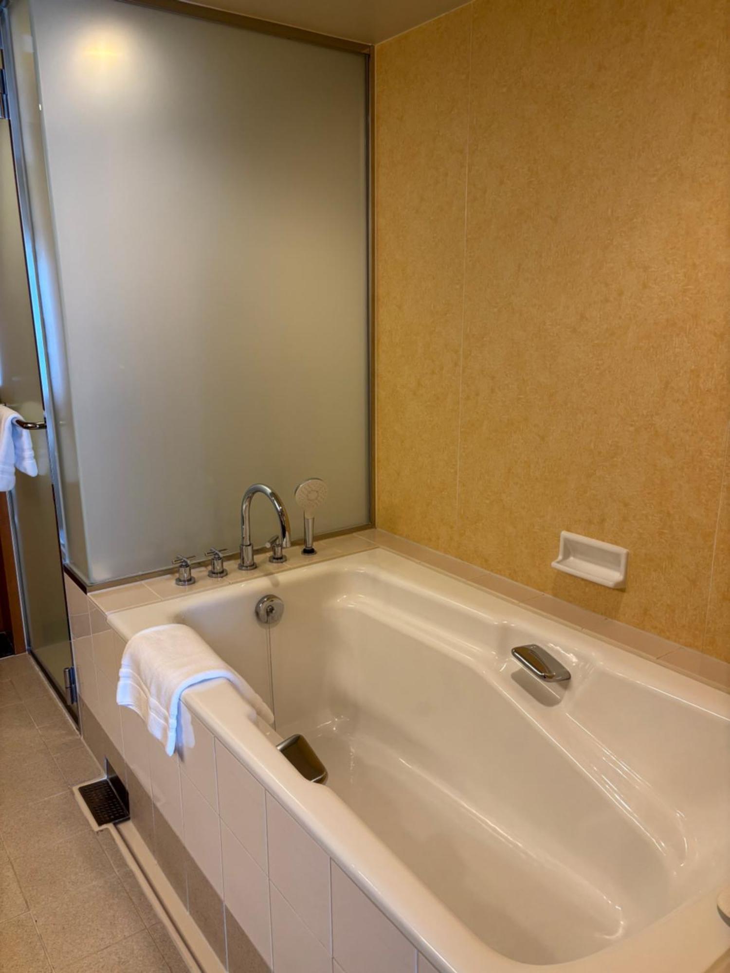The Yokohama Bay Hotel Tokyu Ngoại thất bức ảnh